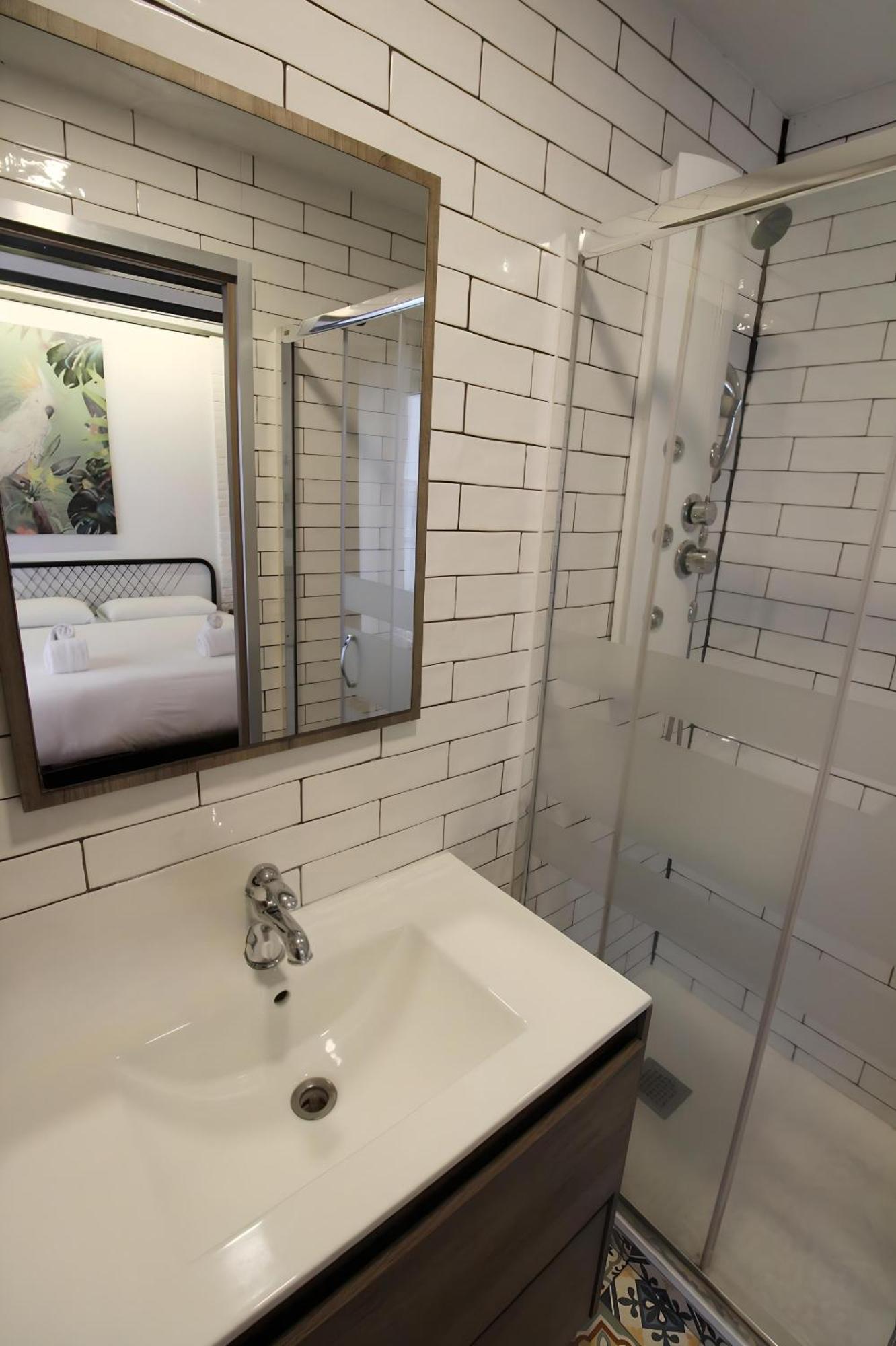 Increible Apartamento Con Terraza Al Lado De Torres De Quart Valencia Ngoại thất bức ảnh