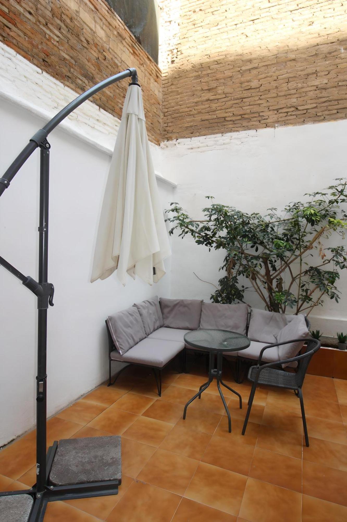 Increible Apartamento Con Terraza Al Lado De Torres De Quart Valencia Ngoại thất bức ảnh
